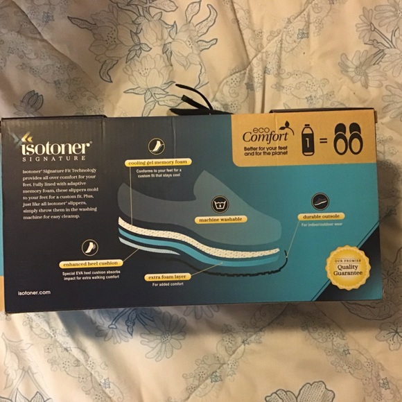 Isotoner Men's Black Slip-On Loafers - Picture 4 of 6